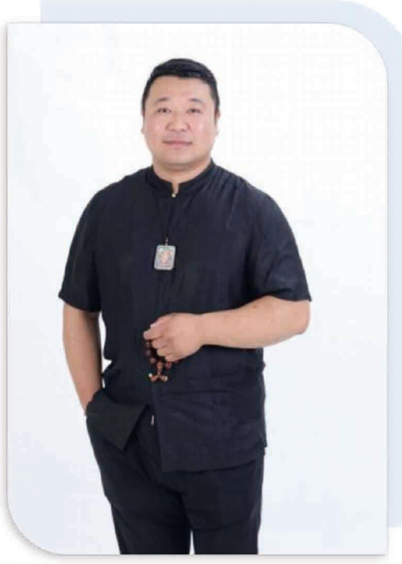 刘川照片